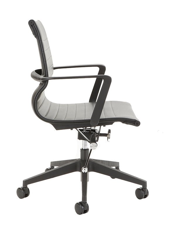 Quti Conference Chair