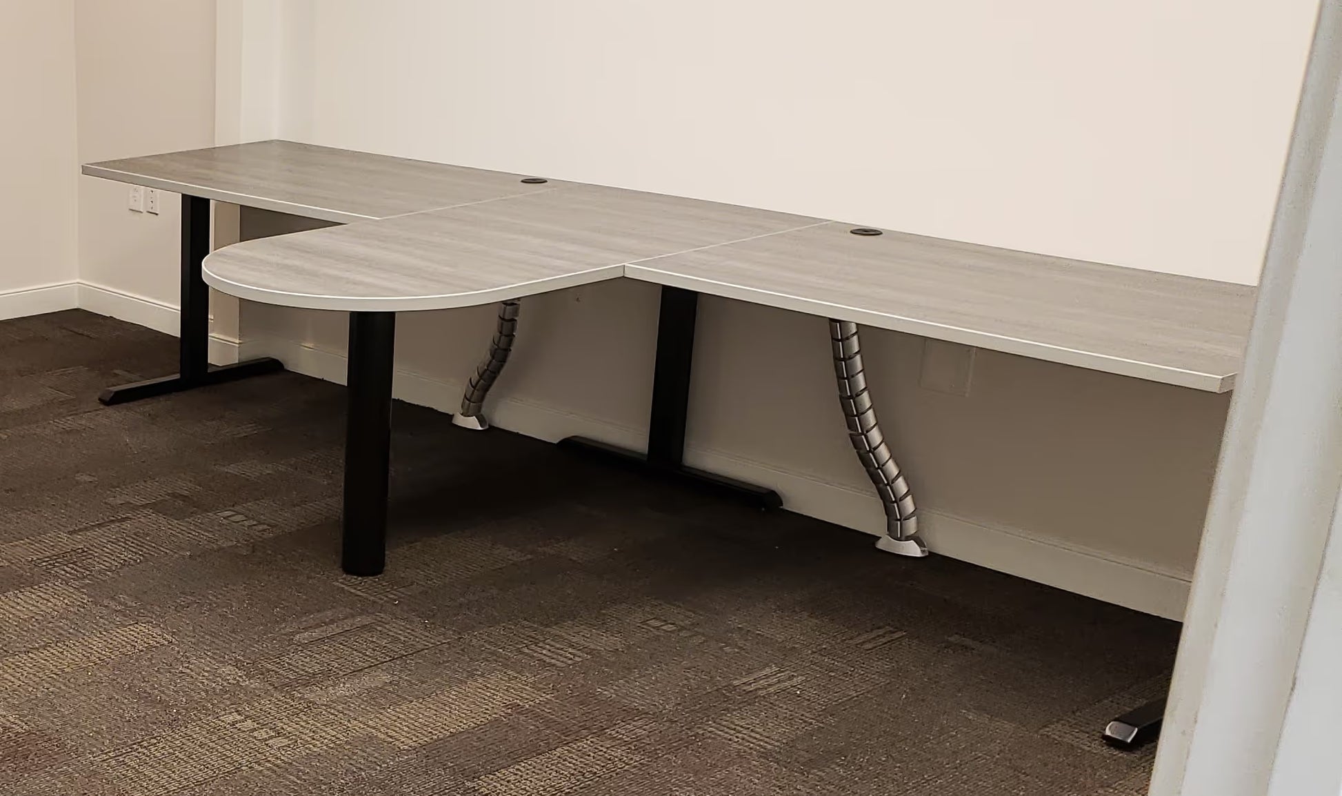 Custom peninsula shared collaboration desk with gen2 post leg base