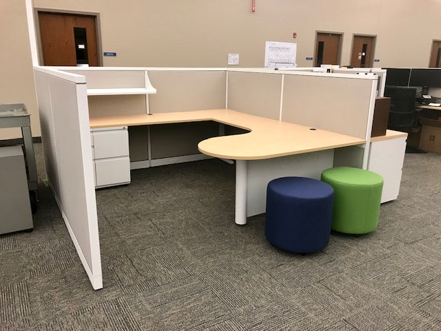 American-made modular office workstation by gen2 with custom finish options