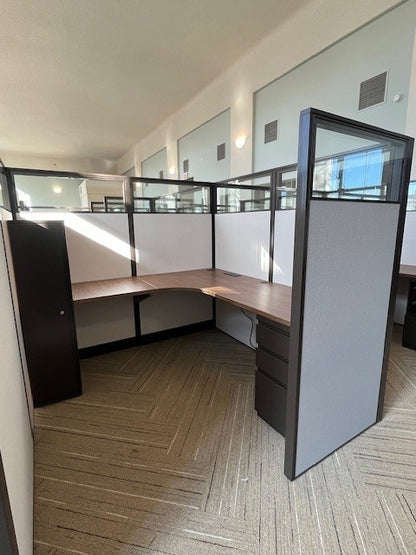 Custom office workstation panel system by gen2 with storage and privacy screens