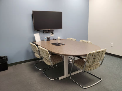 gen2 multi-purpose tables in collaborative social office environment