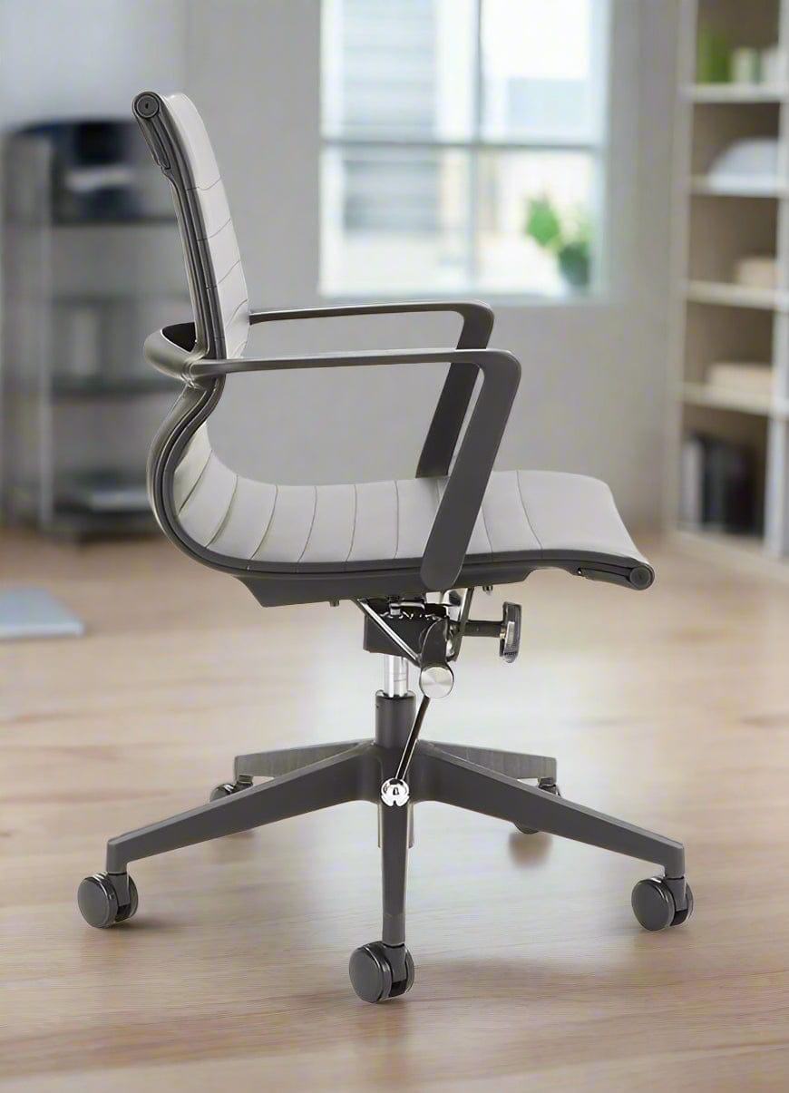 Beniia Quti Conference Chair